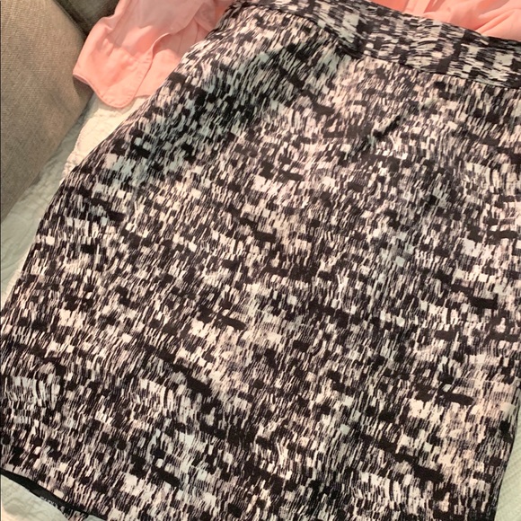 Banana Republic Knee Length - (pencil /a-line?) - Picture 1 of 1